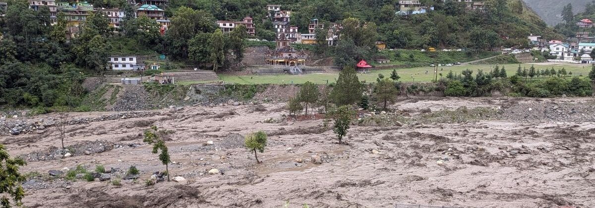 7-kashmiris-feared-dead-after-landslide-hits-himachals-kullu