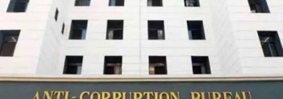 acb-registersl-embezzlement-case-in-food-supplies-deptt-carries-out-searches