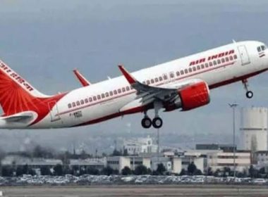 day-101-jammu-srinagar-airports-receive-27-domestic-flights-with-3770-passengers